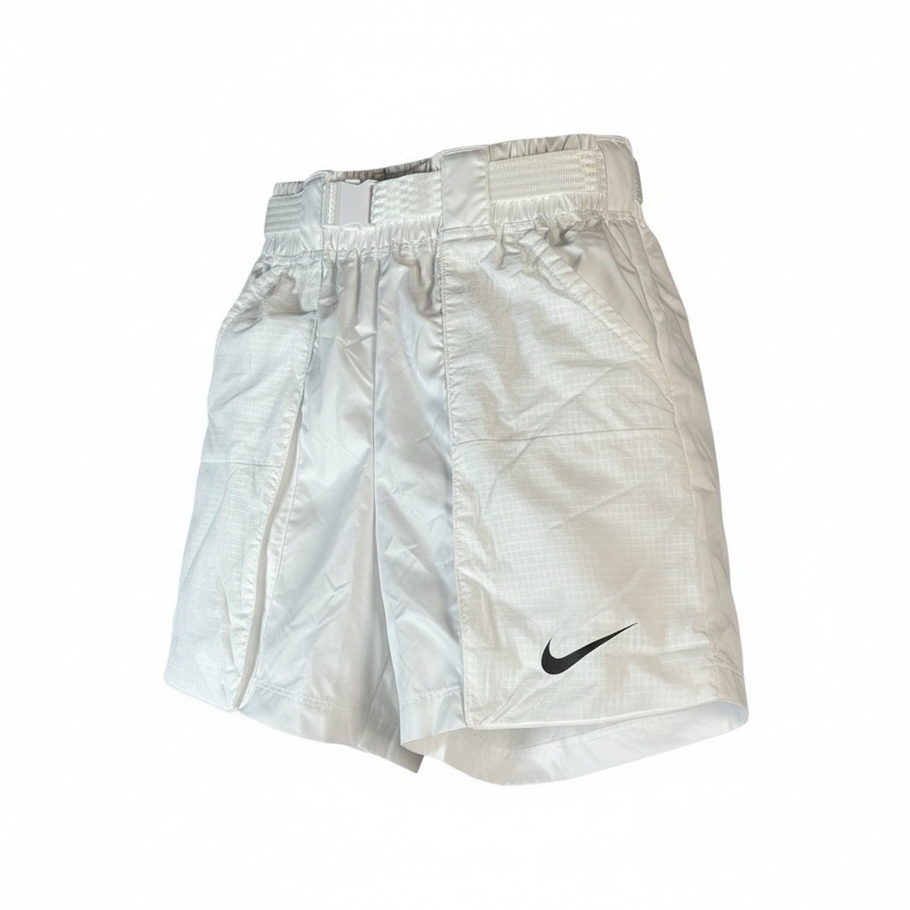 Nike Women's Swoosh Woven Belted Loose Fit Shorts White Shorts Size XS